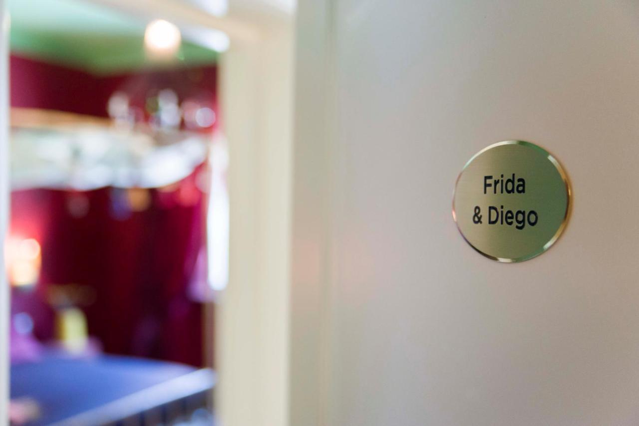 Frimi Boutique Rooms B&B ฟลอเรนซ์ ภายนอก รูปภาพ