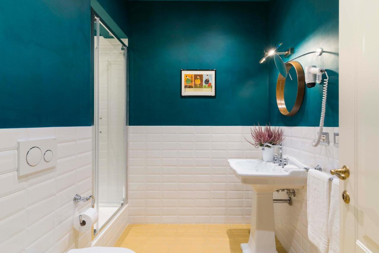 Frimi Boutique Rooms B&B ฟลอเรนซ์ ภายนอก รูปภาพ