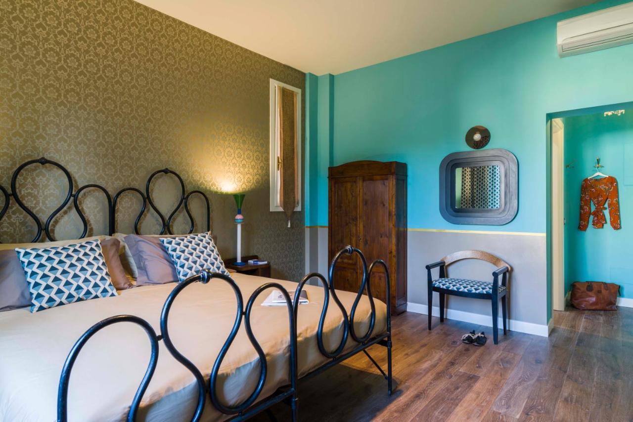 Frimi Boutique Rooms B&B ฟลอเรนซ์ ภายนอก รูปภาพ