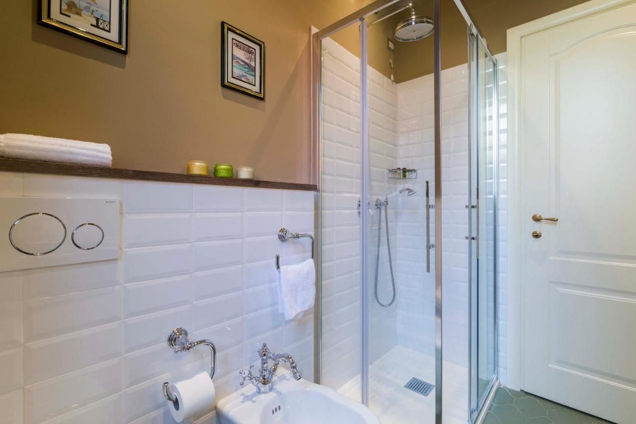 Frimi Boutique Rooms B&B ฟลอเรนซ์ ภายนอก รูปภาพ